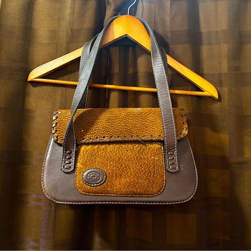 El Nandu Tradicional handmade leather purse from Argentina reg $485